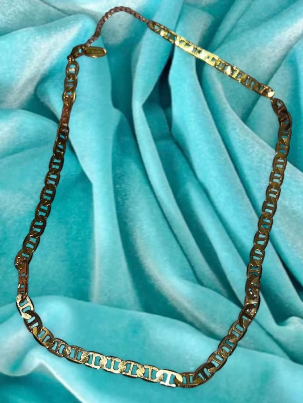 Gold Link Chain Necklace - Women's Jewelry